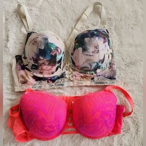 Two Nice Ass Cacique Bras Pink Lace & White Floral Padded 42 C & 42 D